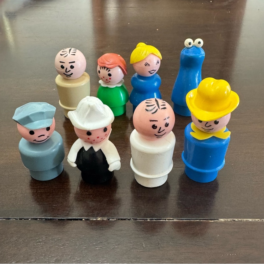 Vintage Fisher Price Little People Lot 8 Figures: Farmer Cookie Monster & More